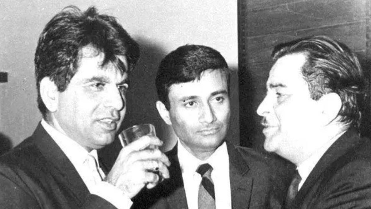 Not many actors (esp during those times) had played triple roles. It was Dilip Kumar who had played a triple role in his movie ‘Bairaag’. 